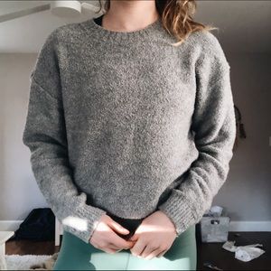 Everlane grey sweater
